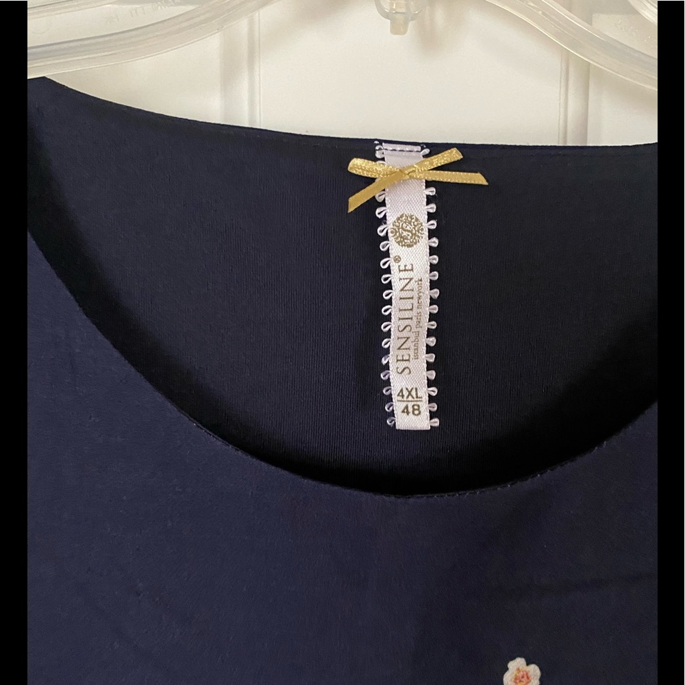 Navy dress beautiful - Picture 4 of 5